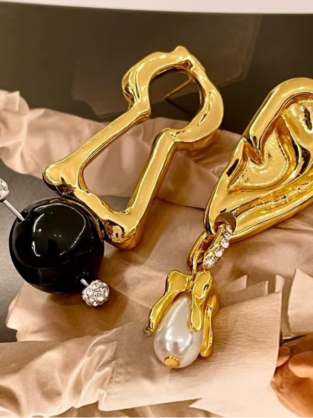 Gold-Tone Asymmetrical Ear & Keyhole Drop Earrings with Black and Pearl Accents - Picture 2 of 5